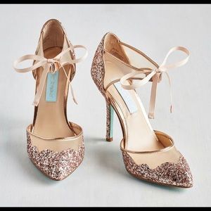 Betsey Johnson Stela pumps/heels